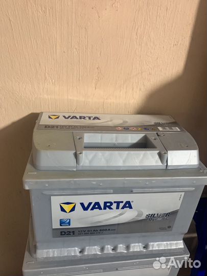 Аккумулятор Варта 61ач