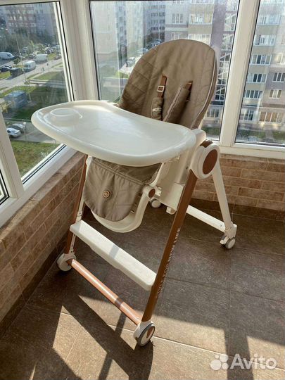 Стульчик для кормления Happy Baby