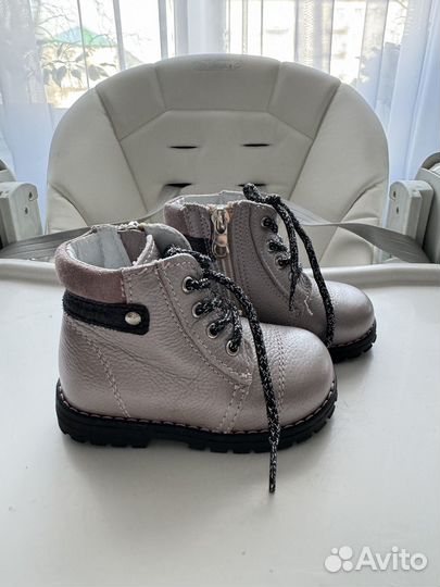 Ботинки демисезонные для девочки 20 размер