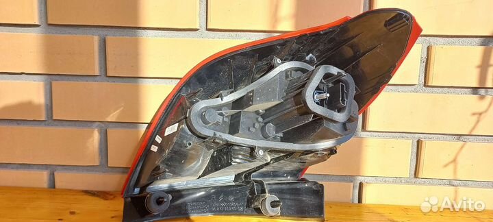 Фонарь задний правый citroen с4