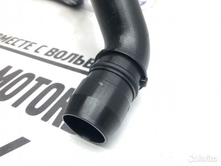 Заливная горловина бачка омывателя Volvo S80 XC70