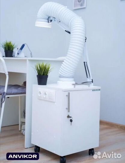 Вытяжка для педикюра