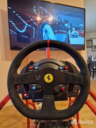 Кокпит для симрейсинга