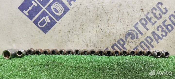 Гайка колесная Ford Focus 2 хэтчбек 1.6 hwdb 2006