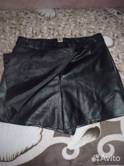 Кожаная юбка шорты