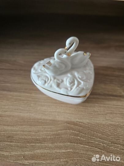 Лебедь шкатулка