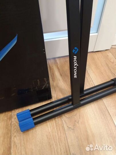 Новая стойка Roxtone PKS110 black Х
