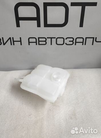 Бачок расширительный Mazda 3 BK / BL Ford Focus 2