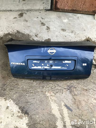 Крышка от багажника Ниссан