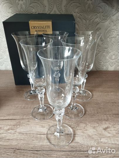 Новые бокалы для шампанского Bohemia Crystal, 6шт
