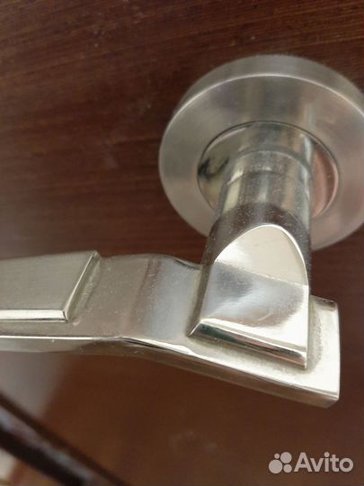 Дверные ручки