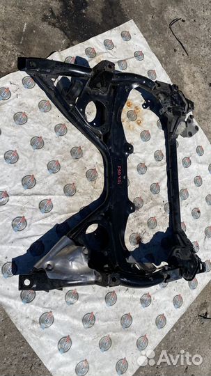 Балка передняя 31106872120 бмв 4 серия 2016г 2л