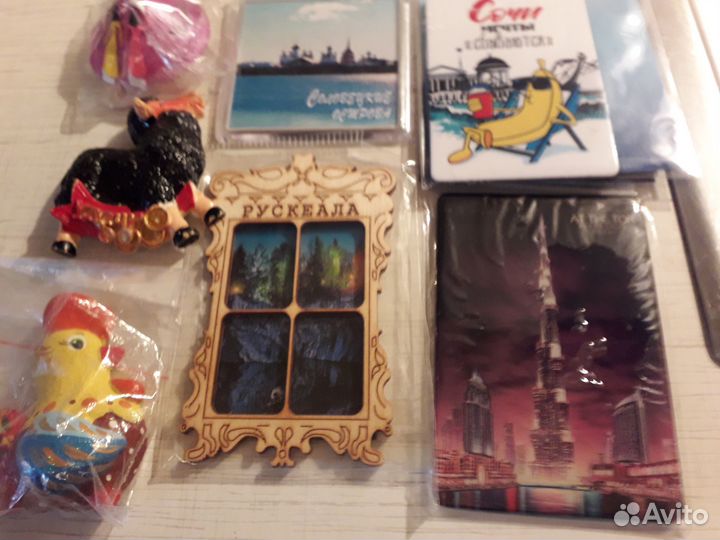 Магниты сувенирные из разных стран