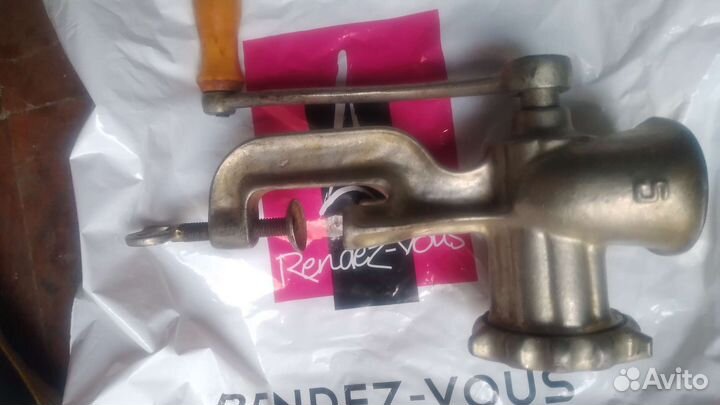 Мясорубка ручная бу