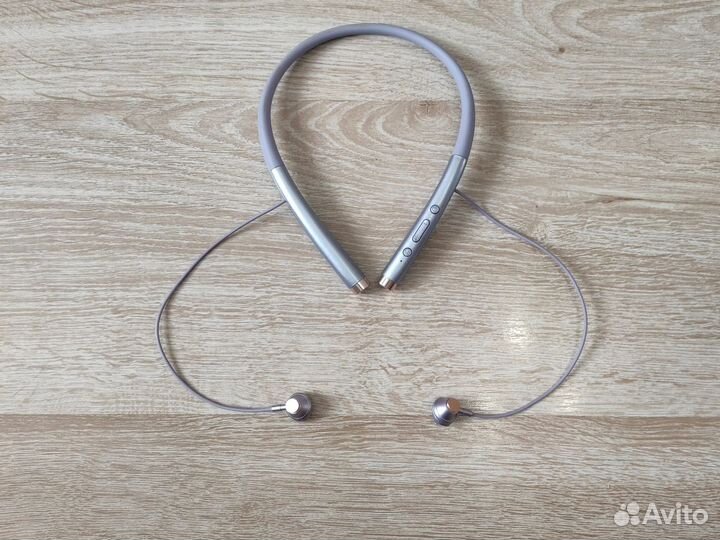 Беспроводные наушники Stereo Boom Wi-700