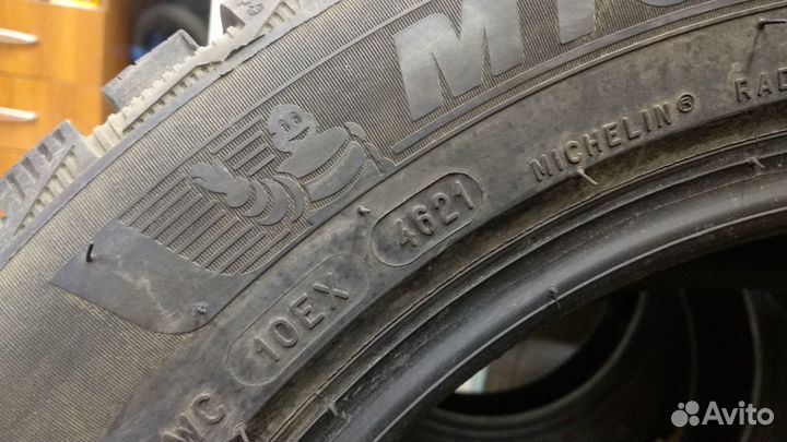 Michelin X-Ice North 4 205/55 R16