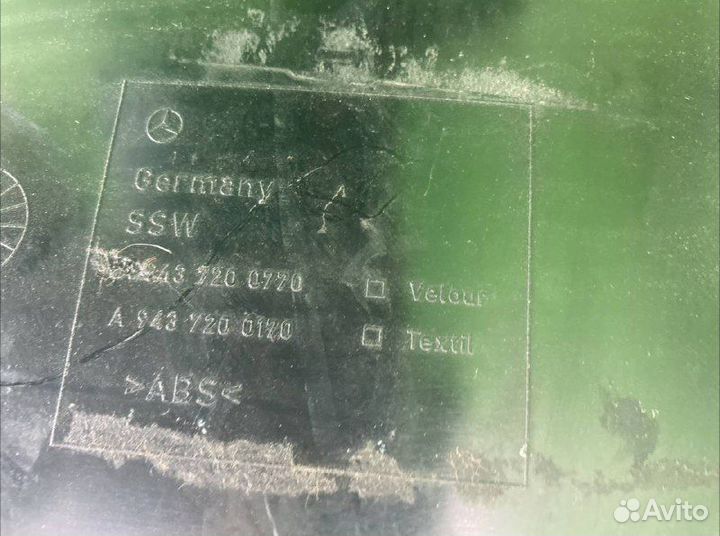 Обшивка двери mercedes-benz actros MP II