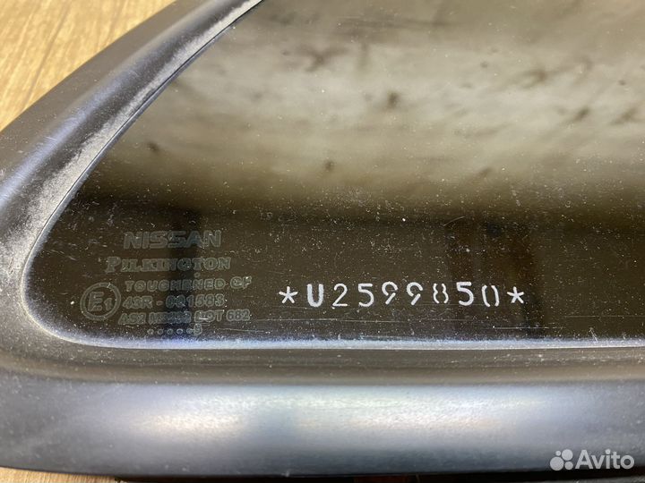 Форточка двери задней правой Nissan Almera N16