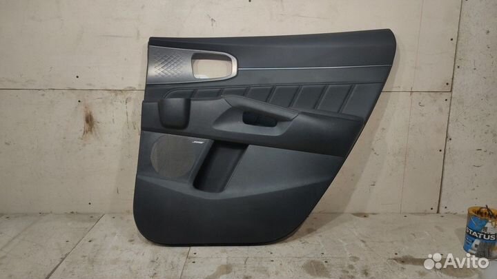 Обшивка двери Задняя Правая (Kia Sorento IV)