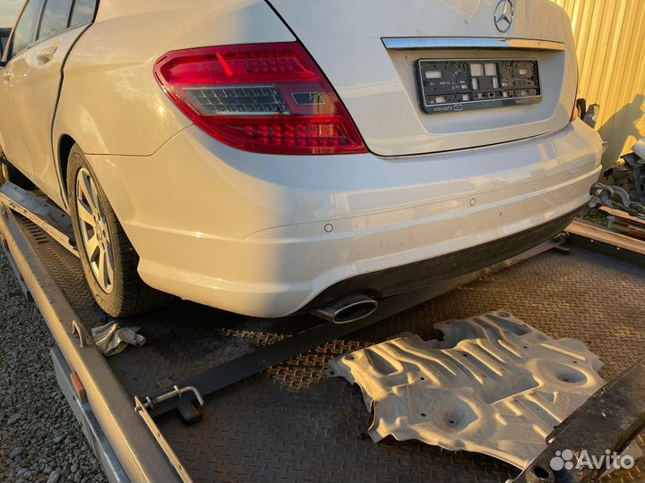 Бампер задний Mercedes C 204