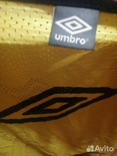 Спортивные жилетки и номера соревнований