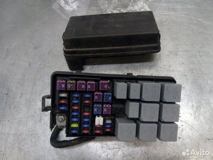 Блок предохранителей Chevrolet Lacetti хетчбэк