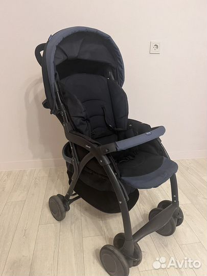 Коляска прогулочная chicco
