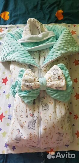 Комплект на выписку для девочки