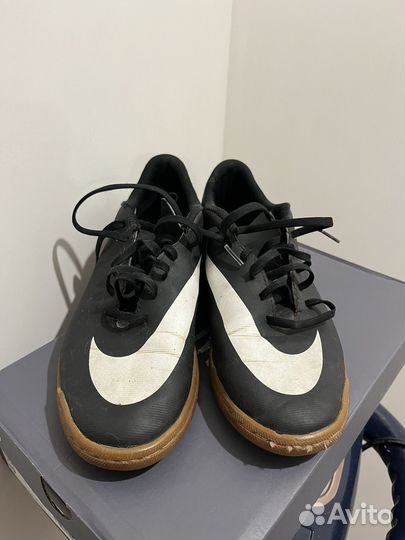 Футзалки nike
