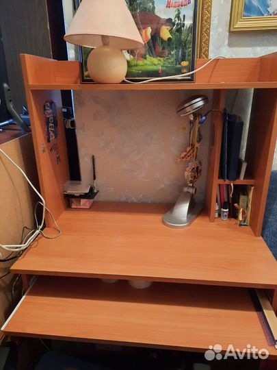 Компьютерный стол