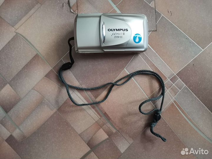 Компактный пленочный фотоаппарат Olimpus zoom 80