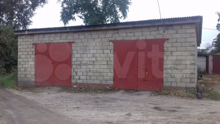 Гараж, > 30 м²