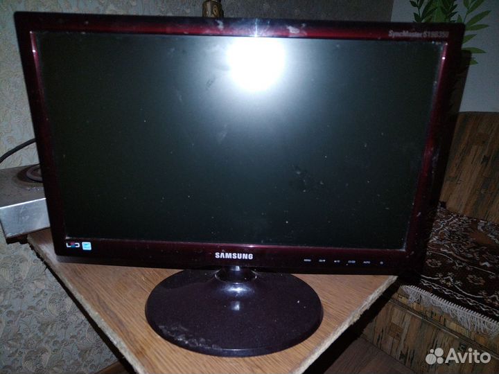 Монитор Samsung