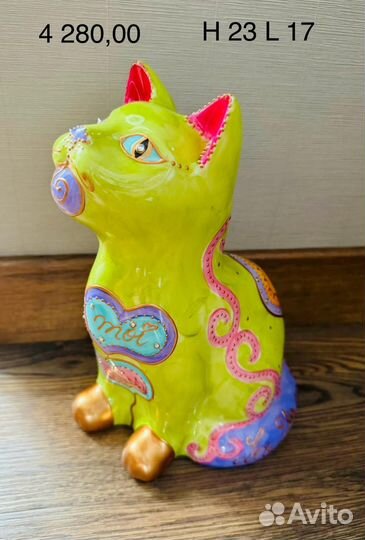 Кошечки и Котофей - статуэтки с ручной росписью