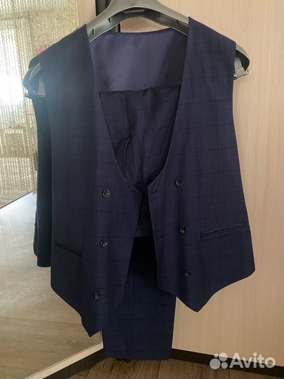 Костюм мужской