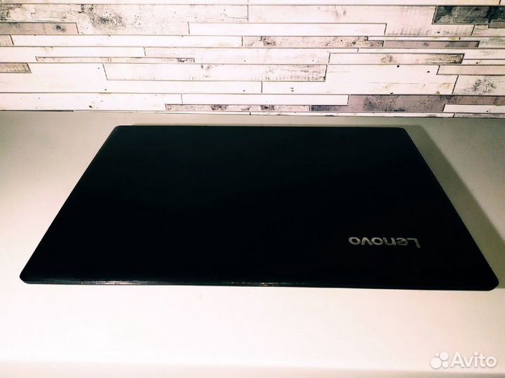 Lenovo Ideapad 110-15ACL - A6-7 поколения\ 4 Озу \