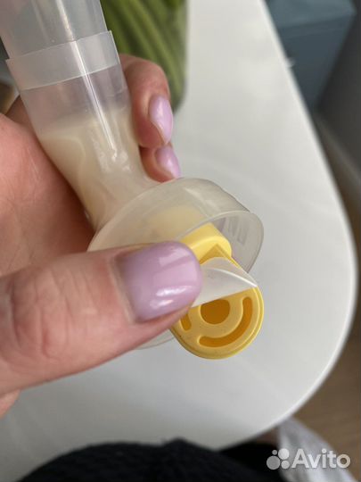 Молокоотсос medela swing электрический