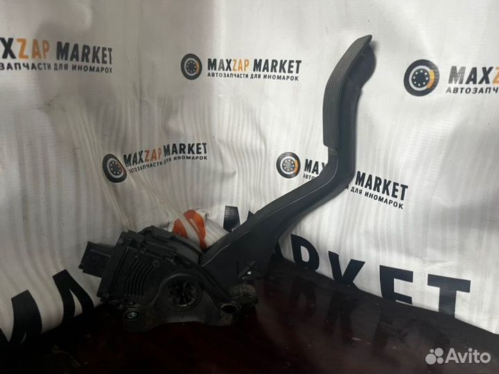 Педаль газа Peugeot 308 1.6 EP6 2009