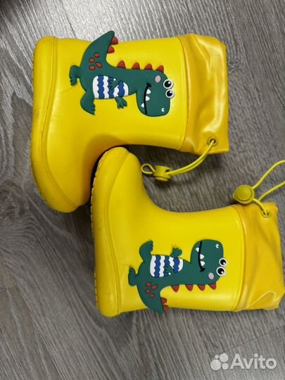 Детские резиновые сапоги