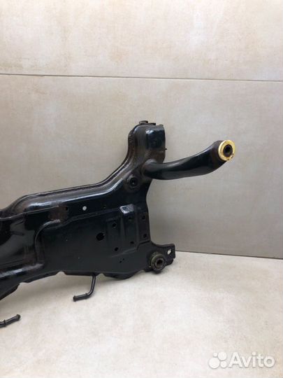 Балка подрамник передняя Ford Focus 2 5DR хэтчбек