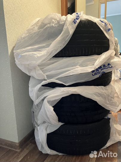 Nokian Tyres Hakka Z 235/55 R17 103W