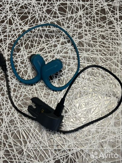 Беспроводные наушники - плеер водонипроницаемые