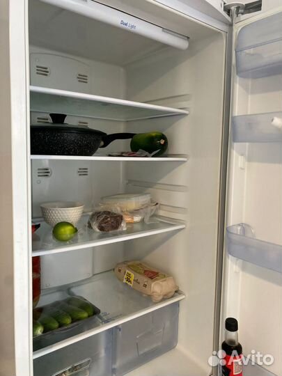 Холодильник indesit