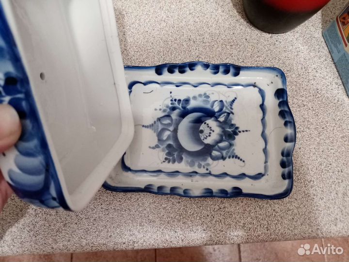 Масленка фарфор гжель