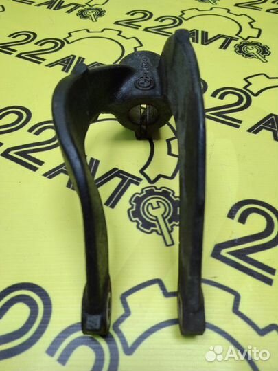 Кронштейн амортизатора передний правый Bmw X5 E70