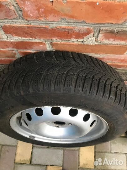 Kumho 722 R15