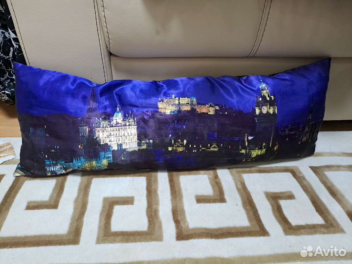 Декоративная подушка