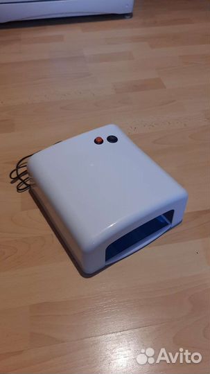 Лампа для маникюра