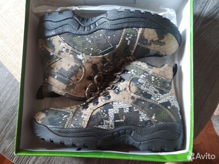 Ботинки мужские 42 размер новые