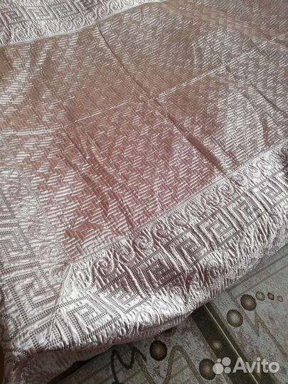 Покрывало на 2 х спальную кровать новое